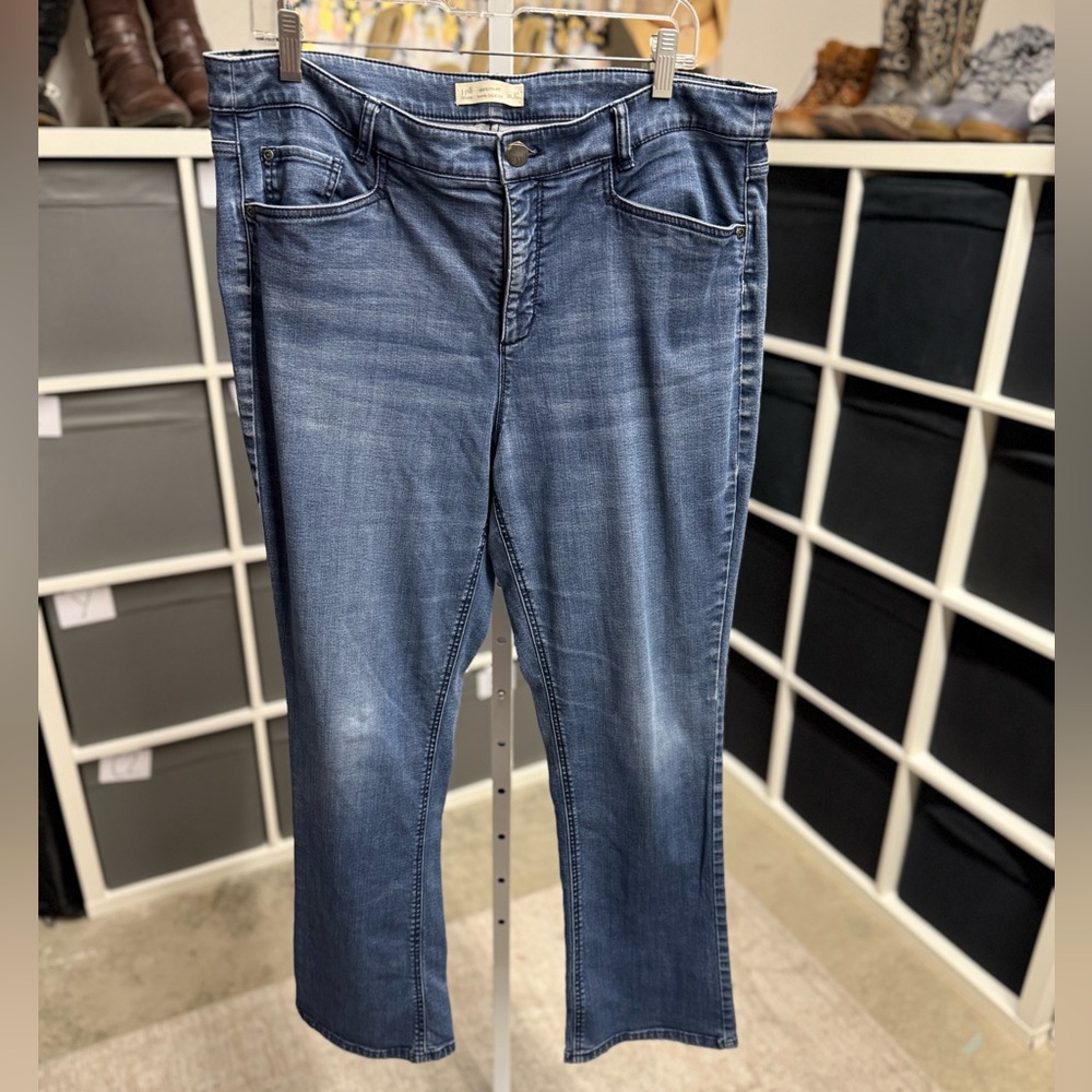 J Jill Smooth Fit Barely Bootcut Women's Blue Jeans